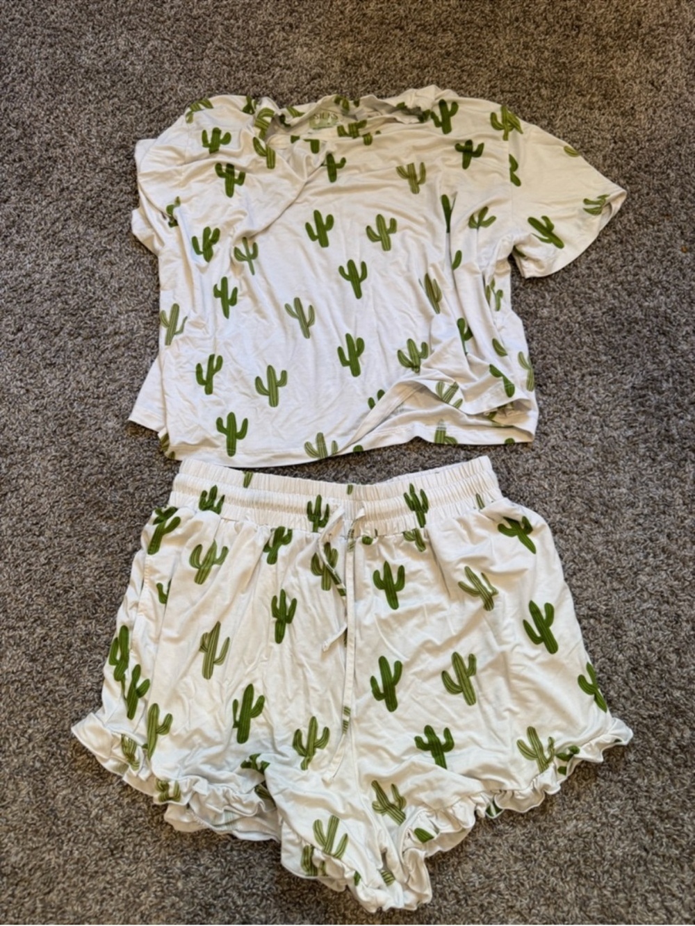 Women’s Cream Cactus Print Pajama Set - Short Sleeve Top & Ruffle Shorts